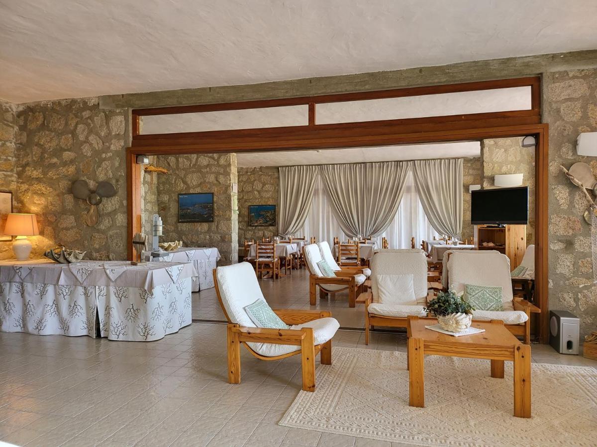 Hotel Olimpia Baia Sardinia Exteriér fotografie