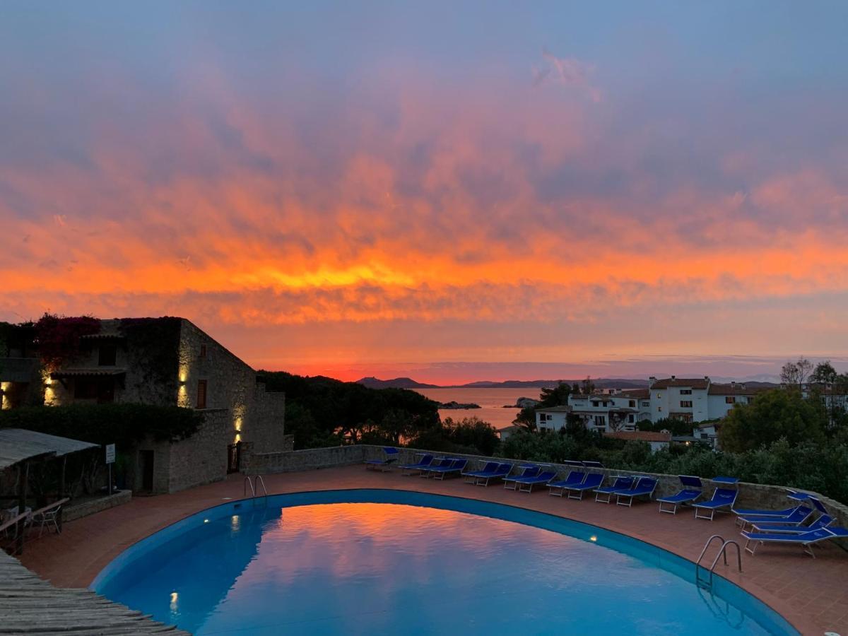 Hotel Olimpia Baia Sardinia Exteriér fotografie